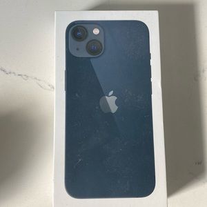 iPhone 13 midnight Apple box